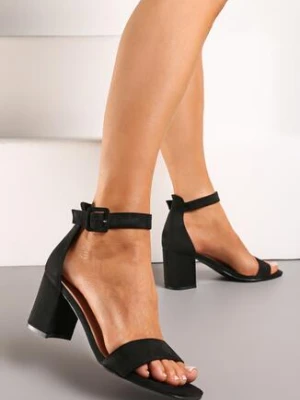 Czarne Sandały Vices na Słupku z Zapięciem wokół Kostki z Kwadratowym Noskiem Nualasa