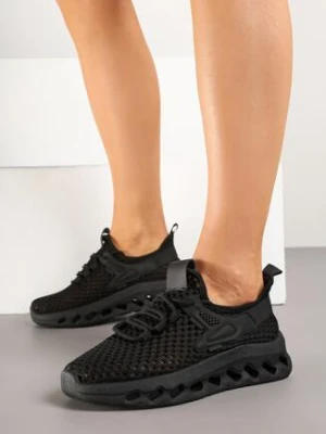 Czarne Siateczkowe Buty Sportowe Sneakersy na Grubej Tłoczonej Podeszwie Luriane