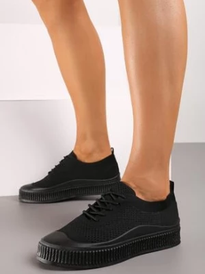 Czarne Siateczkowe Trampki na Tłoczonej Podeszwie Eezore