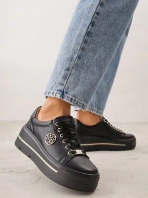 Czarne Skórzane Sneakersy na Koturnie Ozdobione Metalicznymi Aplikacjami Acaledice goodin