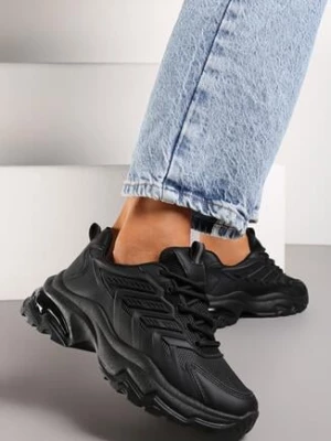 Czarne Sneakersy na Grubej Nieregularnej Podeszwie z Przeszyciami Hatila