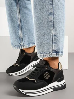 Czarne Sneakersy na Grubej Podeszwie z Ozdobną Naszywką Ronivelle