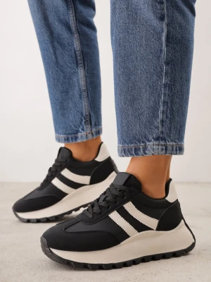 Czarne Sneakersy na Grubej Podeszwie z Ozdobnymi Paskami Diki Givana