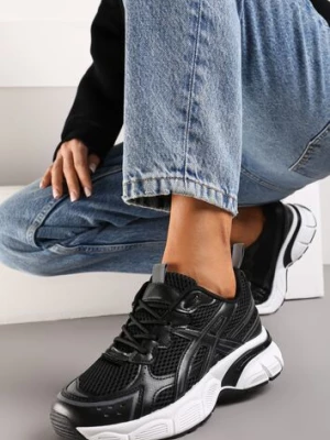 Czarne Sneakersy na Grubej Podeszwie z Siateczkową Cholewką i Sznurowaniem Ravare