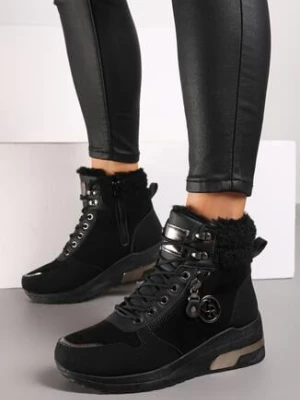 Czarne Sneakersy na Koturnie z Wysoką Cholewką Aplikacją i Futerkiem Typu Baranek Sinirithe
