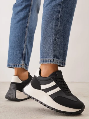 Czarne Sneakersy na Platformie z Geometrycznym Motywem Tillia Givana