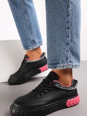 Czarne Sneakersy na Tłoczonej Platformie Ozdobione Łańcuchem Jaihini
