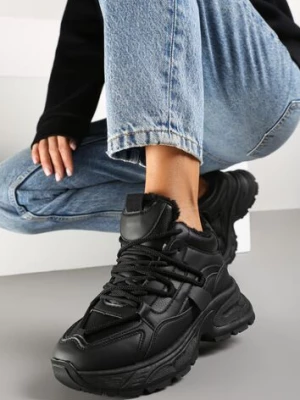 Czarne Sneakersy na Tłoczonej Podeszwie Ocieplone Futerkiem Miaola