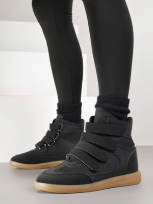 Czarne Sneakersy na Ukrytym Koturnie Farnella