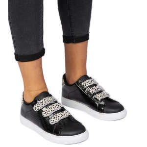 Czarne sneakersy o zwierzęcym wykończeniu na rzepy Inna marka