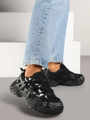 Czarne Sneakersy Ozdobione Geometrycznym Motywem Pollines