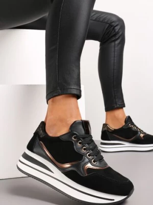 Czarne Sneakersy Ozdobione Metalicznym Akcentem na Platformie Uscora