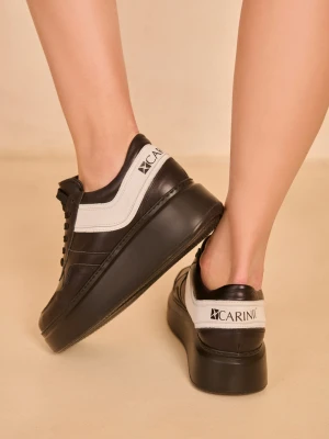 Czarne sneakersy skórzane CARINII B9052-E50-I81-000-F69