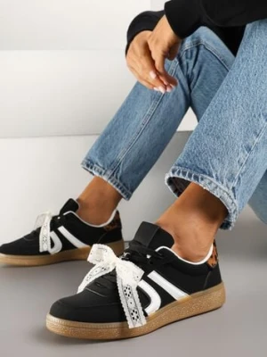 Czarne Sneakersy Typu Kultowe Tenisówki z Ozdobną Odpinaną Kokardą Korilinda