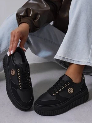 Czarne Sneakersy Vices na Platformie z Tłoczeniem Ozdobione Metaliczną Aplikacją Eriri