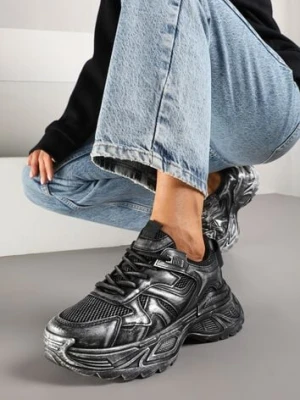 Czarne Sneakersy w Streetwearowym Stylu na Podeszwie z Tłoczeniami Neodeoriel