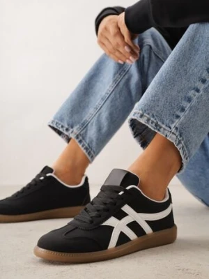 Czarne Sneakersy w Stylu Tenisówek Ozdobione Geometrycznymi Paskami Zitora jumelle
