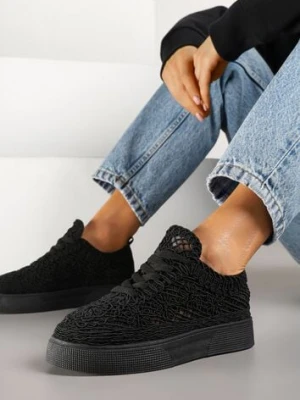 Czarne Sneakersy z Ażurowej Koronki na Grubej Podeszwie Nanessia