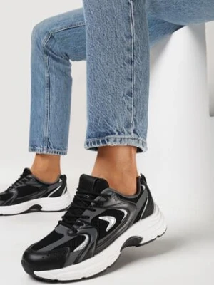 Czarne Sneakersy z Ekoskóry na Płaskiej Podeszwie ze Sznurowaniem i Tłoczeniami Fenrial