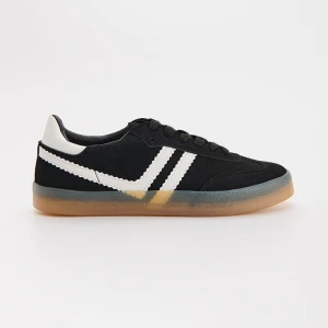 Czarne sneakersy z imitacji zamszu w stylu retro House