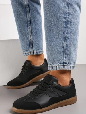 Czarne Sneakersy z Ozdobnymi Przeszyciami przed Kostkę Redala