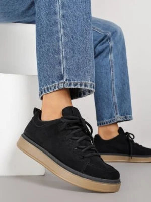 Czarne Sneakersy z Ozdobnymi Przeszyciami Zailera givana