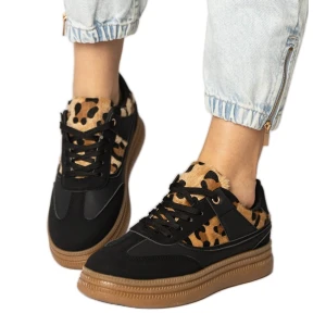 Czarne sneakersy z panterkowym dodatkiem Inna marka