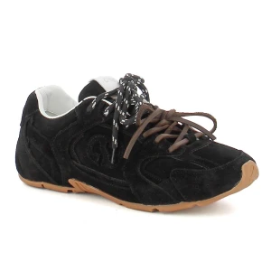Czarne sneakersy zamszowe CARINII B10342-089-000-000-000