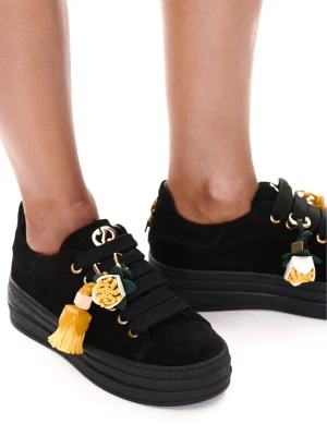 Czarne sneakersy zamszowe CARINII B10465-H20-000-000-G74