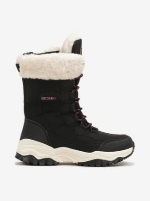 Czarne Śniegowce na Grubej Tłoczonej Podeszwie z Ozdobnymi Przeszyciami i Futerkiem Sagiara