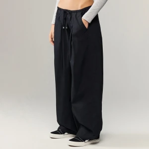 Czarne spodnie baggy z elastycznym pasem House