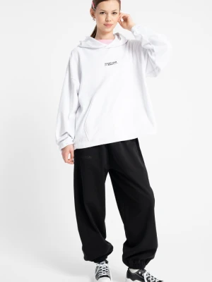 Czarne spodnie dresowe OVERSIZE z minimalistycznym nadrukiem Reporter