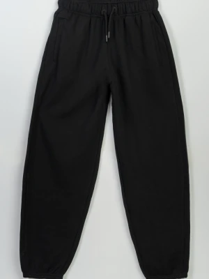 Czarne spodnie dresowe z gumą w pasie Reporter