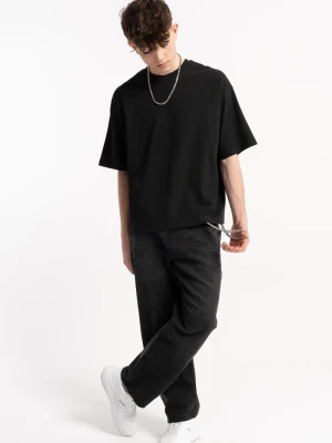 Czarne spodnie jeansowe o klasycznym kroju Reporter