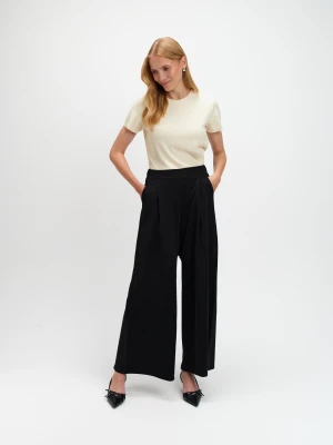 Czarne spodnie materiałowe Top Secret