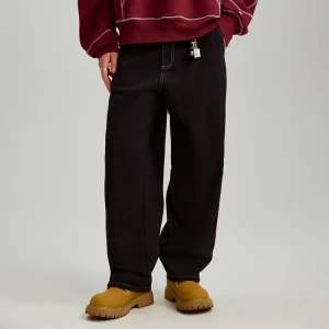 Czarne spodnie skater carpenter z kontrastowymi przeszyciami House