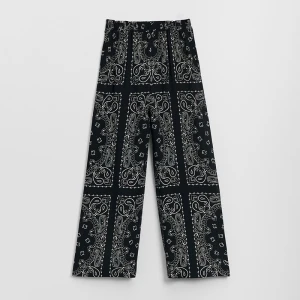 Czarne spodnie wide leg high waist we wzory paisley House