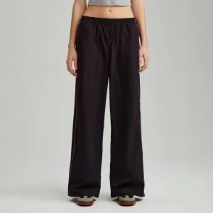 Czarne spodnie wide leg z lampasami House