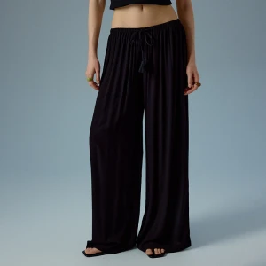 Czarne spodnie wide leg z wiskozy House