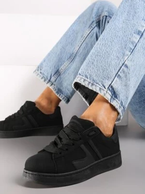 Czarne Sznurowane Sneakersy na Płaskiej Podeszwie Ozdobione Paskami Nevirenna