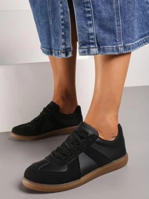 Czarne Sznurowane Sneakersy na Płaskiej Podeszwie z Ozdobnymi Elementami z Ekoskóry Eladora