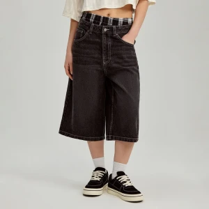 Czarne szorty jeansowe baggy fit ze szlufką z tyłu House