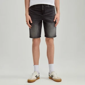 Czarne szorty jeansowe slim comfort przed kolano House