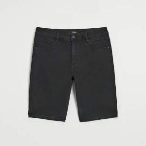 Czarne szorty jeansowe slim fit House