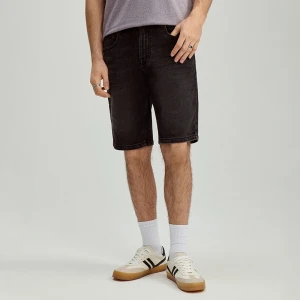 Czarne szorty jeansowe z przetarciami House