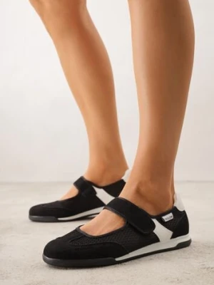 Czarne Tenisówki Typu Sneakeriny Ozdobione Napisem Emirinne