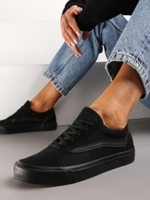 Czarne Tenisówki z Boczną Naszywką Simeris