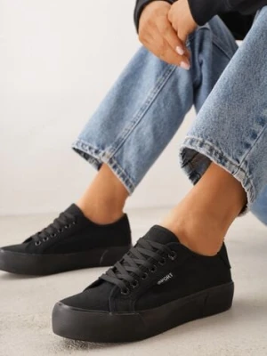 Czarne Trampki VICES z Napisem Rioselle