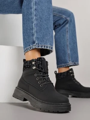 Czarne Trapery ze Wstawkami we Wzór Vetiara