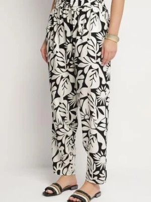 Czarne Wiskozowe Spodnie z Wysokim Stanem w Kwiaty Nilandria j&x
